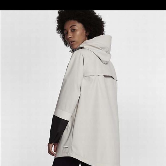 converse raincoat